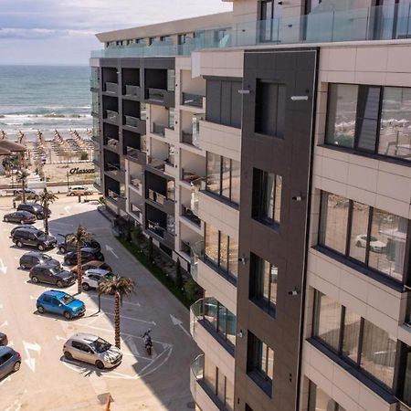 Апартаменты Luxury Studio - Maison 103 - Stefan Building Complex Нэводари Экстерьер фото