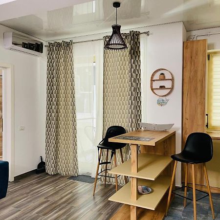 Апартаменты Luxury Studio - Maison 103 - Stefan Building Complex Нэводари Экстерьер фото